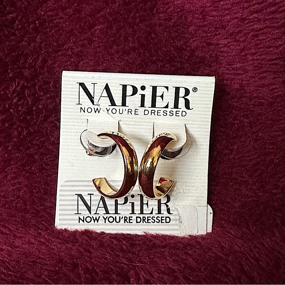 Golden Open Hoop Earrings🟡